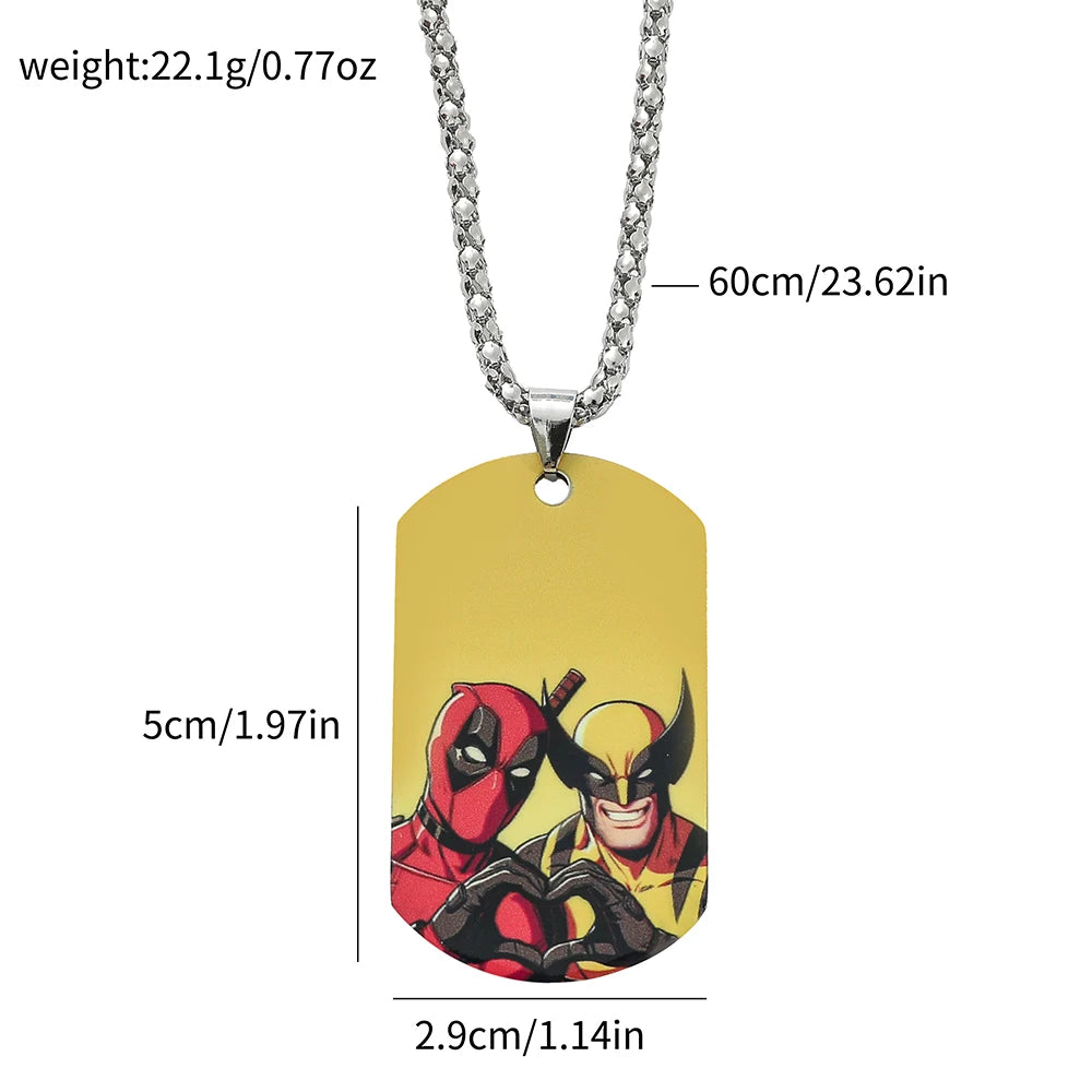 Collier Plaque Militaire Deadpool & Wolverine - Coeur Mains Fond Jaune