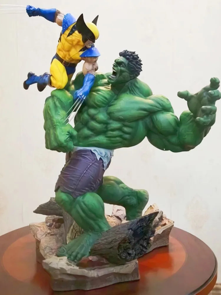 Statue Hulk contre Wolverine PVC - Scène de Combat Collector