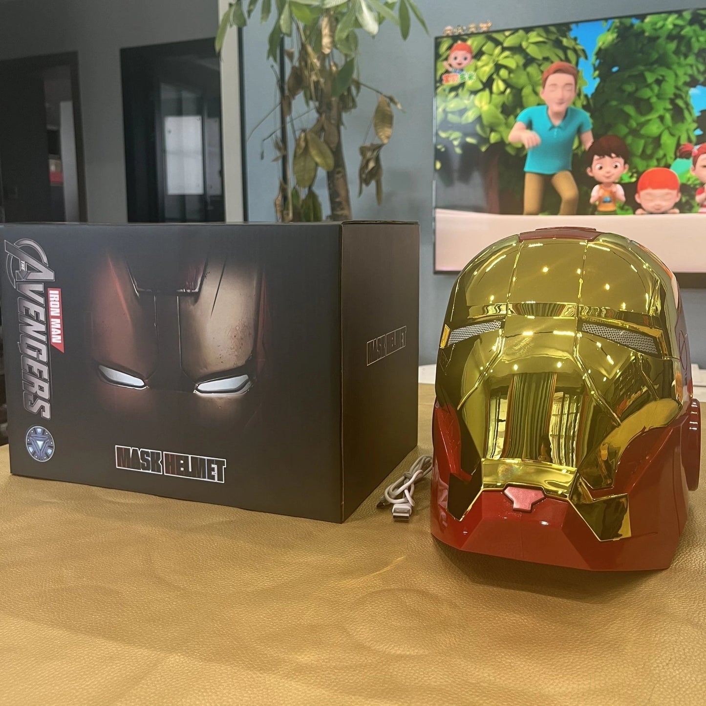 Masque Avengers Iron Man - Casque Électrique Contrôle Vocal Blanc
