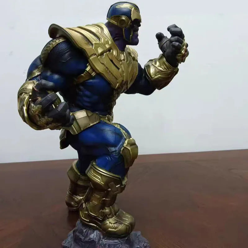Statue Thanos GK - Gantelet Infini Lumineux Décor Ruines