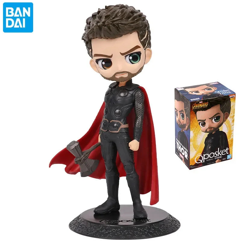 Figurine Thor - Stormbreaker Cape Rouge