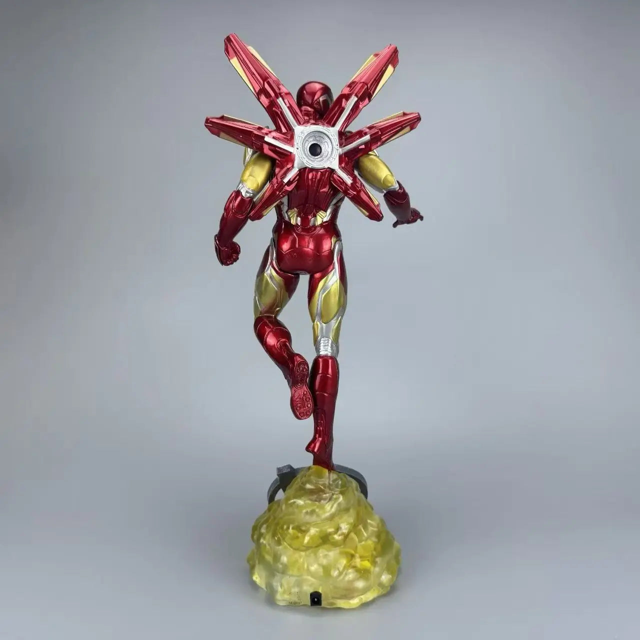 Statue Iron Man Double Tête LED - Skyline Nocturne Avengers